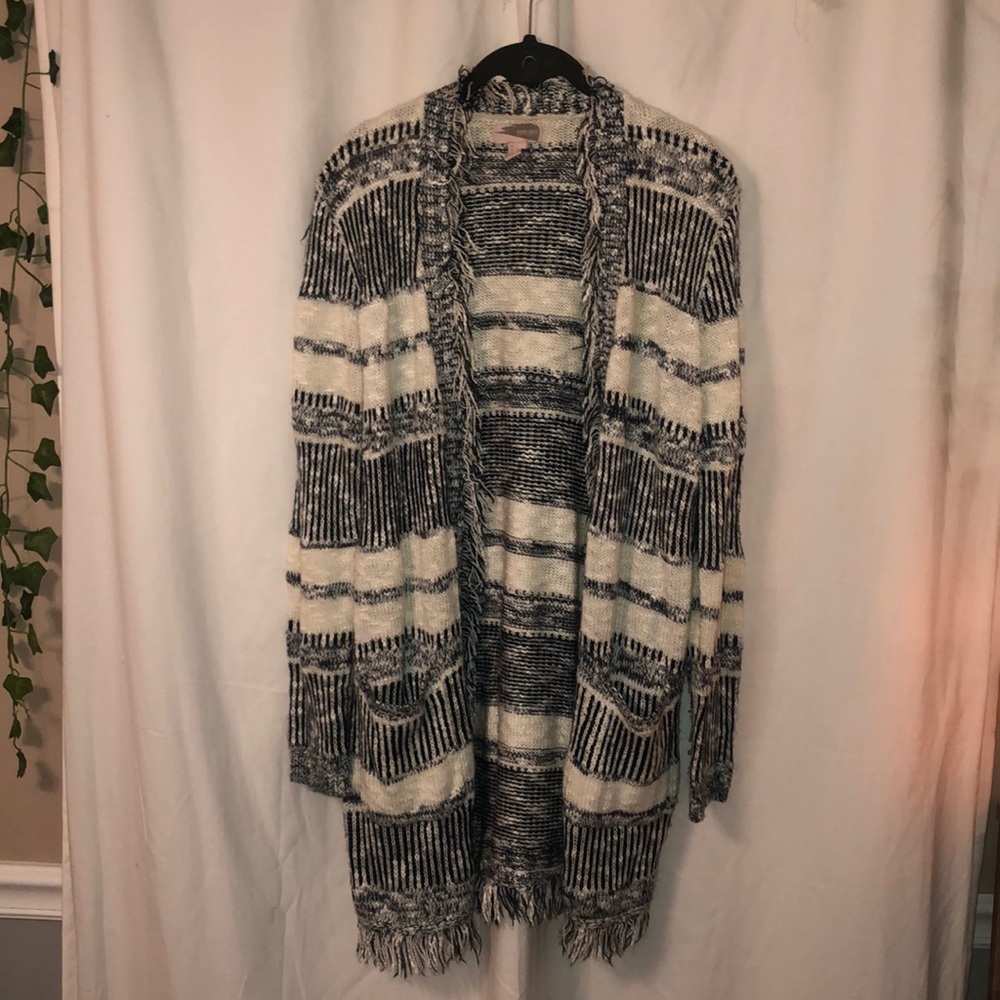 F21 Contemporary Cardigan